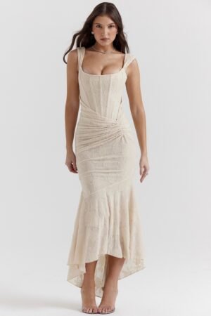 Akari Dress Milky White.5