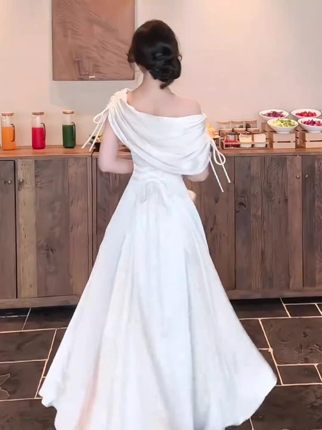 Sora Dress White.2